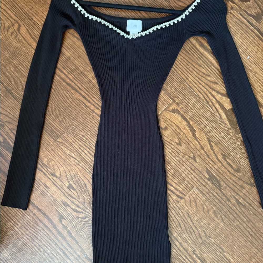 Elegant Black Off-Shoulder Dress with Crystal Detail